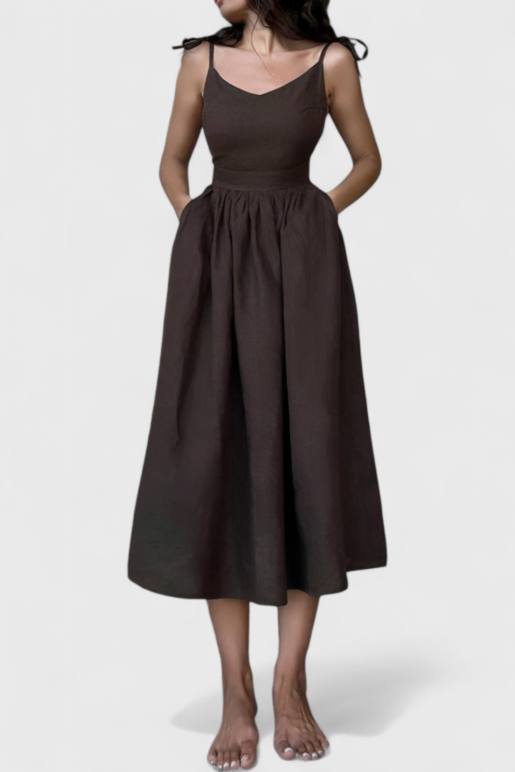 Justine Vestido Fluido de Verano con Toques Femeninos