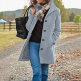 Isabella | Abrigo de Encanto Atemporal