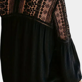 Blusa de Encaje Sunwoven