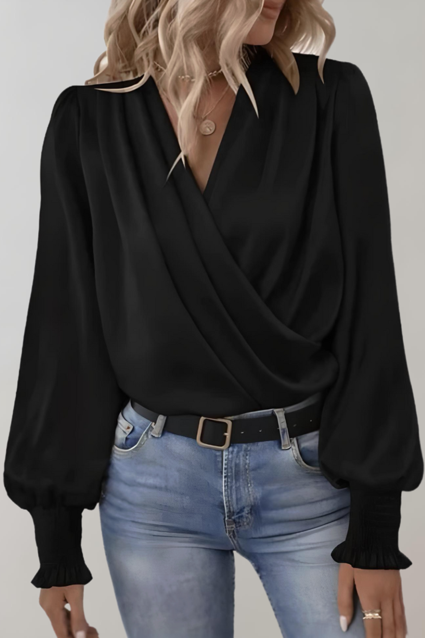 Quinn Blusa Elegante de Manga Larga con Escote en V